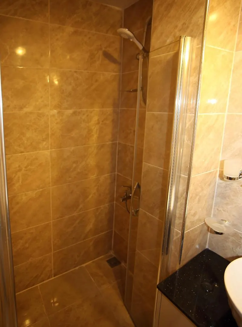 Hotel Life Room İstanbul 3*,  Türkiye